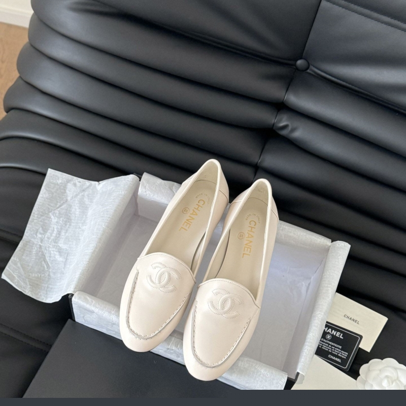 Ch*el flat shoes